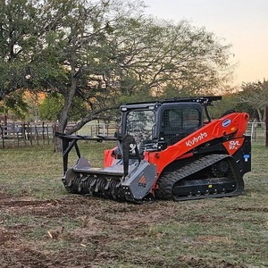 Chargeuse compacte Kubota avec broyeur, chargeur frontal et chargeur de tracteur, moteur diesel, pompe hydraulique - Haute capacité de charge - Product Image 3
