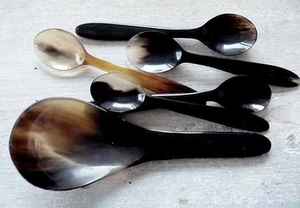 Cucharas de cuerno naturales hechas a mano Mango de estilo Ángel Excelente diseño para condimentar Azúcar Cocina por Crescent Crafts - Product Image 3