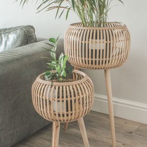 Cesta de maceta de cuerda de yute tejida a mano con soporte, diseño único, cesta de mimbre para interiores y exteriores hecha de hierro y ratán - Product Image 3