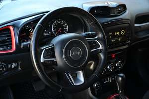 Jeep Renegade Latitude Plus 2015 Usado en Buen Estado, Sin Accidentes, Volante a la Izquierda/Derecha - Product Image 4