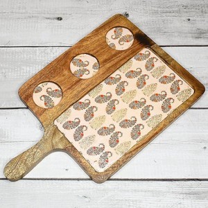 Plateau de service en bois de manguier fait à la main avec motif Paisley et ensemble de sous-verres plateau d'apéritif en bois décoratif fêtes décor à la maison - Product Image 1