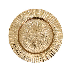Plaque décorative de placement de dessus de table en métal martelé de plaque de chargeur d'or de conception de luxe pour des mariages et des événements meilleur prix - Product Image 1