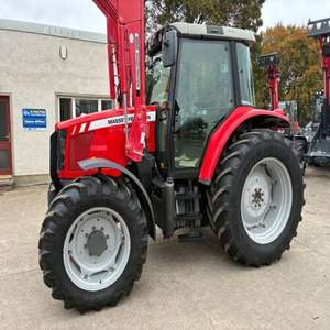 Tracteur Massey Ferguson 2245 d'occasion avec composants essentiels - Pompe et roulement - À vendre - Product Image 1