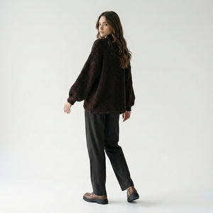 Pull à manches ballon larges avec épingles florales - Product Image 2