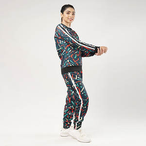 2025 chándales personalizados para mujer, conjunto de 2 piezas, chaqueta con cremallera y joggers, conjuntos de ropa deportiva para entrenamiento en el gimnasio - Product Image 3