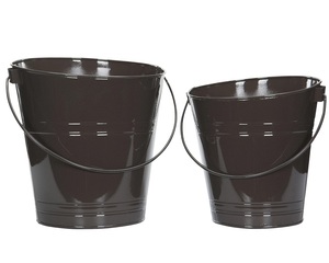 Maceta de metal con acabado antiguo para reflejar el encanto del Viejo Mundo, ideal para agregar calidez, profundidad y belleza a cualquier espacio vital - Product Image 5