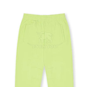 Pantalones Deportivos Holgados de Estilo Urbano Diseñados con Tela Cómoda y Corte Holgado - Product Image 4