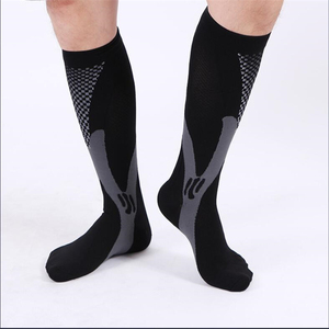 Chaussettes courtes d'été en coton pour hommes Respirantes Casual Athletic Logo Design Pink Color Fashionable Comfortable Logo Socks - Product Image 6