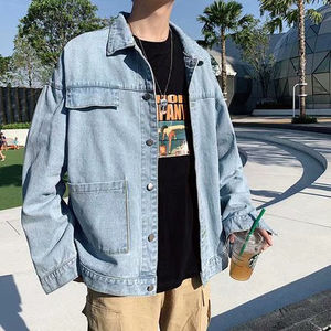 แจ็คเก็ตยีนส์ผู้ชายทันสมัย ออกแบบมาเพื่อสวมใส่ได้ทุกฤดู ด้วยผ้าเดนิมนุ่มลื่นและทรงทันสมัยสไตล์คนเมือง - Product Image 6