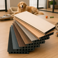 Planches composites imperméables antidérapantes en WPC co-extrudé pour terrasses de piscine et revêtements de sol extérieurs de complexes hôteliers