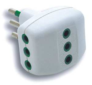 Adattatore Triplo in Blister con Spina 2P+T 10A/3 Prese 10A - Product Image 1