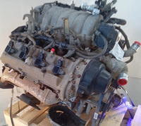 Ensemble bloc long complet de moteur à essence 2UZ-FE 4.7L V8 pour véhicules tout-terrain Land Cruiser avec qualité standard OEM
