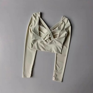 เสื้อครอปแขนกุดยืดหยุ่นของผู้หญิงเสื้อกล้ามกีฬาไร้รอยต่อเสื้อกล้ามออกกำลังกายระบายอากาศได้ดีด้านหลังสวยงามสำหรับวิ่งโยคะแบบเรียบง่าย - Product Image 4