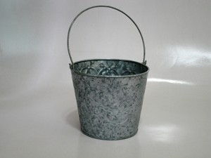 modern galvanized planter metal bucket with side handle galvanized planter garden <b>herb</b> <b>pot</b> galvanized iron planter bucket - Product Image 6