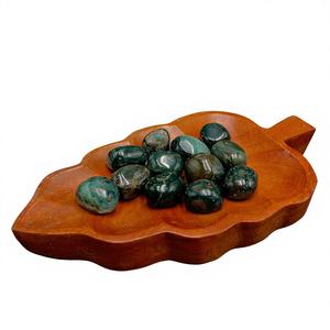 หยกเนฟไรต์ธรรมชาติพรีเมียม หินขัดเงาสีเขียว คริสตัลขัดเงาพร้อมลวดลายธรรมชาติอันเป็นเอกลักษณ์ ขนาด 2–3 ซม. - Product Image 3