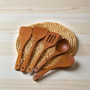 Cuchara de Madera Desechable Ecológica, Tallada a Mano, con Acabado Seguro para Alimentos, Mango Ergonómico, Estilo Lujoso, India - Product Image 4