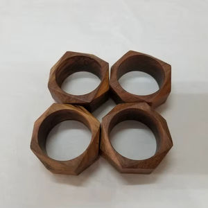 Porte-rond de serviette en bois de forme carrée Ustensiles de cuisine de qualité supérieure Vaisselle Articles décoratifs au coût le plus bas - Product Image 1