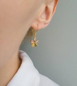 Boucles d'oreilles pendantes petites fleurs en zircon multi-gemmes, argent 925, plaqué or coloré, bijoux floraux délicats et mignons, cadeau pour elle - Product Image 1