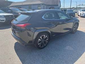 Lexus UX 250h F SPORT SUV 2022 Usado en Buen Estado - Product Image 5