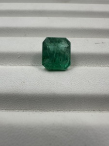 พลอยเทียมสีเขียวมรกตธรรมชาติ100% สวยงามอัญมณีหลวมมรกตจากมรกตขายส่งอัญมณีหลวมสำหรับใช้เป็นเครื่องประดับ - Product Image 4