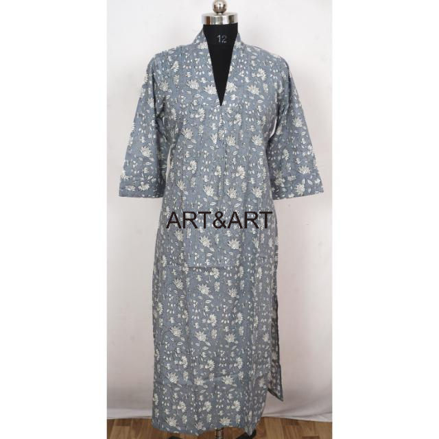 สีเทาเข้ม