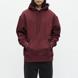 Sweat à capuche élégant et tendance avec poignets élastiques, durable, pour homme, vêtement de sport indispensable, coupe moderne, streetwear d'hiver, sweat à capuche pour homme - Product Image 1