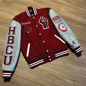 2025 veste universitaire en laine personnalisée avec col montant et logo avant veste Letterman en gros avec manches en cuir - Product Image 1