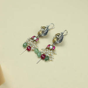 Boucles d'oreilles pendantes Anokhi Fusion Paon et Lotus en argent sterling et zircon pour mariage - Product Image 1