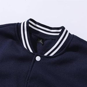 เสื้อแจ็คเก็ตเลตเตอร์แมนผู้ชายสำหรับฤดูหนาว ให้ความอบอุ่น สวมใส่สบาย คอตั้ง ปักโลโก้ด้านหน้า กันลม ระบายอากาศ แห้งเร็ว คุณภาพสูง เป็นมิตรกับสิ่งแวดล้อม - Product Image 3