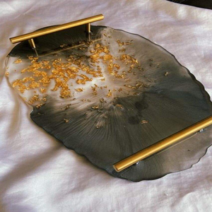 Plateau élégant et durable en résine époxy pour servir des boissons, des collations, des bijoux et des clés, améliorant la décoration de la maison et du salon - Product Image 4