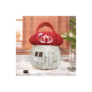 Adornos navideños de ratán natural, decoración navideña hecha a mano sostenible para celebraciones rústicas festivas en el hogar - Product Image 1