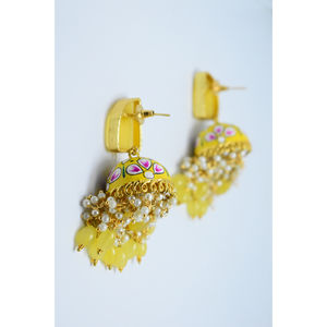 Boucles d'oreilles dorées classiques, pièces, partywear meenakari, longues perles en laiton, jhumki avec clou en pierre, pour filles et femmes - Product Image 2