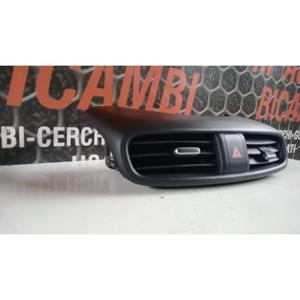 Grilles d'aération du tableau de bord KIA Soul Series (2014-2018) Code interne D4FB 1752477 - Product Image 2