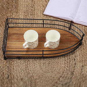 Plateau de service moderne en fil de fer en forme de bateau Plateau de service en bois fini noir Thé Café Snacks Polyvalent Utilisé Maison - Product Image 4