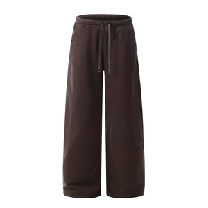 Pantalones Deportivos de Alta Calidad con Bolsillos Traseros, 100% Algodón, Felpa, Pantalones Deportivos Anchos para Hombre - Product Image 1