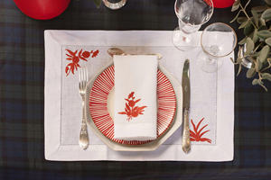 Juego de Manteles Individuales y Servilletas Bordados Lavables al por Mayor, con Diseño de Flores Rojas, Manteles de Algodón Blanco con Dobladillo para Eventos de Boda y Hogar - Product Image 3