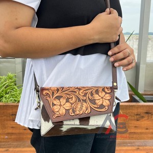2025 Style occidental luxe Mini bandoulière usiné sculpture cuir sacs à main cheveux sur cuir de vachette mignon femmes sacs à bandoulière - Product Image 1
