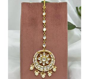 Aretes de latón chapado en oro de primera calidad con diamantes y Kundan, estilo étnico, para mujeres y niñas, ideales para fiestas y bodas. - Product Image 2