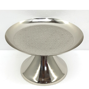 ขาตั้งเค้กทรงโลหะชั้นเดียว ดีไซน์ทันสมัย เป็นมิตรกับสิ่งแวดล้อม ขายดีที่สุด สีเงิน ปลอดภัยสำหรับเครื่องล้างจาน เหมาะสำหรับงานวันเกิด งานเลี้ยง - Product Image 1