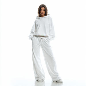 Conjunto Deportivo Holgado de Invierno para Mujer, Estilo Urbano, con Sudadera con Capucha y Pantalones Deportivos - Product Image 3