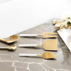 Elegante Juego de Cuchillos para Queso con Mango de Nácar y Diseño Dorado, Ideal para Servir Queso en Reuniones - Product Image 5