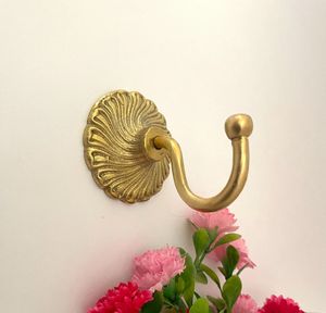 <b>Heavy</b> <b>duty</b> brass wall <b>hooks</b> for <b>coats</b> bags and accessories with sturdy wall mounted construction - Product Image 5