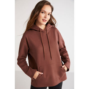 Sweat-shirt à capuche avec poche kangourou ultra doux et confortable pour femme ETHIQUET Piper, doublé en polaire - Product Image 3