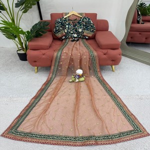 Thiết kế tuyệt đẹp Saree với 5.5 mét cắt trong vải lưới có tính năng chủ đề & sequin làm việc lý tưởng cho đám cưới & sự kiện - Product Image 5