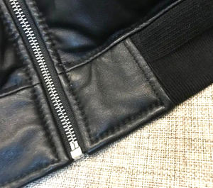 Sapin ocaideach Veste leathair fior Duck Saincheaptha Duin Veste Leathar Eadai leathair te gheimhridh den scoth Puffer Leathar - Product Image 4