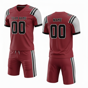 Ensemble de maillot et short de football américain sublimé personnalisable, 100% polyester respirant avec position du logo sur le devant - Product Image 4