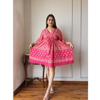 Robe caftan ethnique chic sur mesure-Style court imprimé avec cravate à la taille réglable convient aux clients de la boutique et aux revendeurs