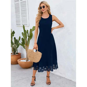 Vestido midi de crepé importado con estampado floral cortado a láser sin mangas para mujer, 34051 - Product Image 5