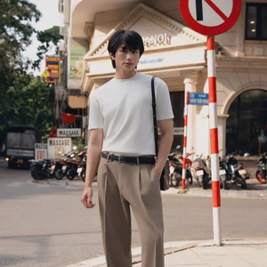 T-shirt Muscle Fit pour homme, coton coréen doux et lisse, tendance flatteuse 2025 - Product Image 4