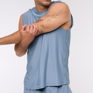 Camiseta Deportiva sin Mangas para Hombre, Elástica en 4 Direcciones, Cuello Redondo, Dobladillo Recto, Camiseta Deportiva para Correr, Fitness y Gimnasio - Product Image 4